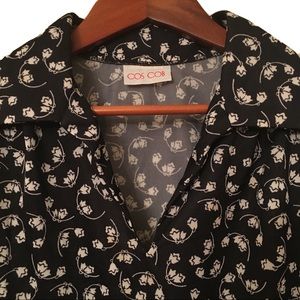 2/$25- Vintage COS COB Polyester V-Neck Top Cap Sleeves